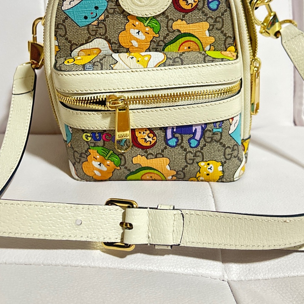 Cute kawaii crossbody bag-barely used